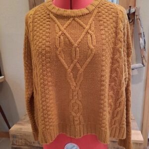 Cropped cable knit crewneck sweater L gold MUDD